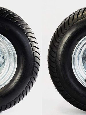 Elevador hidráulico para autos Black Widow con rampa – capacidad de 3,000 lb. por par