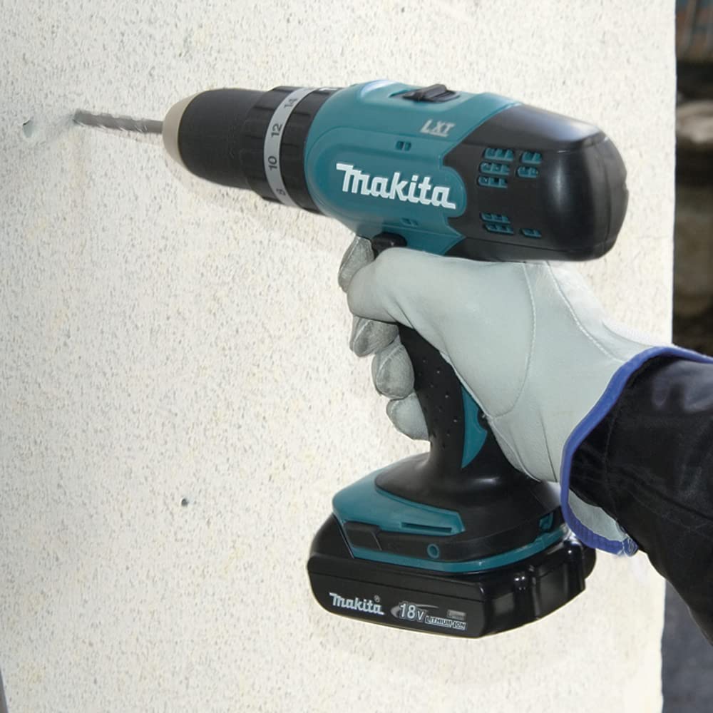 Taladro percutor a batería Makita DHP453RFX2 18 V 3000 mAh en maletín de aluminio con set de accesorios de 96 piezas, azul/plata