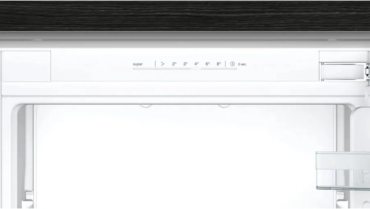 Siemens KI85NNFE0 iQ100 lodówko-zamrażarka do zabudowy, 177,2 x 54,1 cm, chłodzenie 150 l + zamrażanie 99 l, noFrost, autoAirflow – równomierne chłodzenie na wszystkich poziomach, światło LED