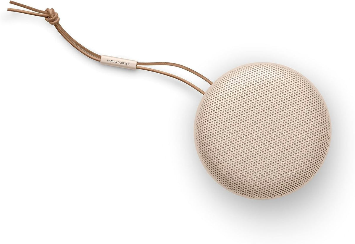 Bang & Olufsen Beosound A1 (2.ª gen.) – Altavoz Bluetooth portátil inalámbrico, resistente al agua IP67, sonido 360 grados, asistente de voz Alexa y manos libres, 18 horas de batería - Black Anthracite