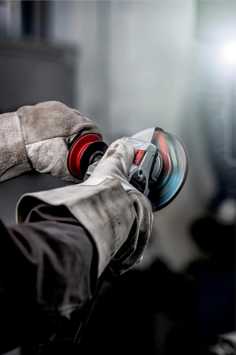 Metabo Szlifierka kątowa WEV 15-125 Quick – 600468000 – z regulacją prędkości obrotowej i nakrętką szybkomocującą – znamionowa moc poboru: 1550 W – długość kabla 4 m