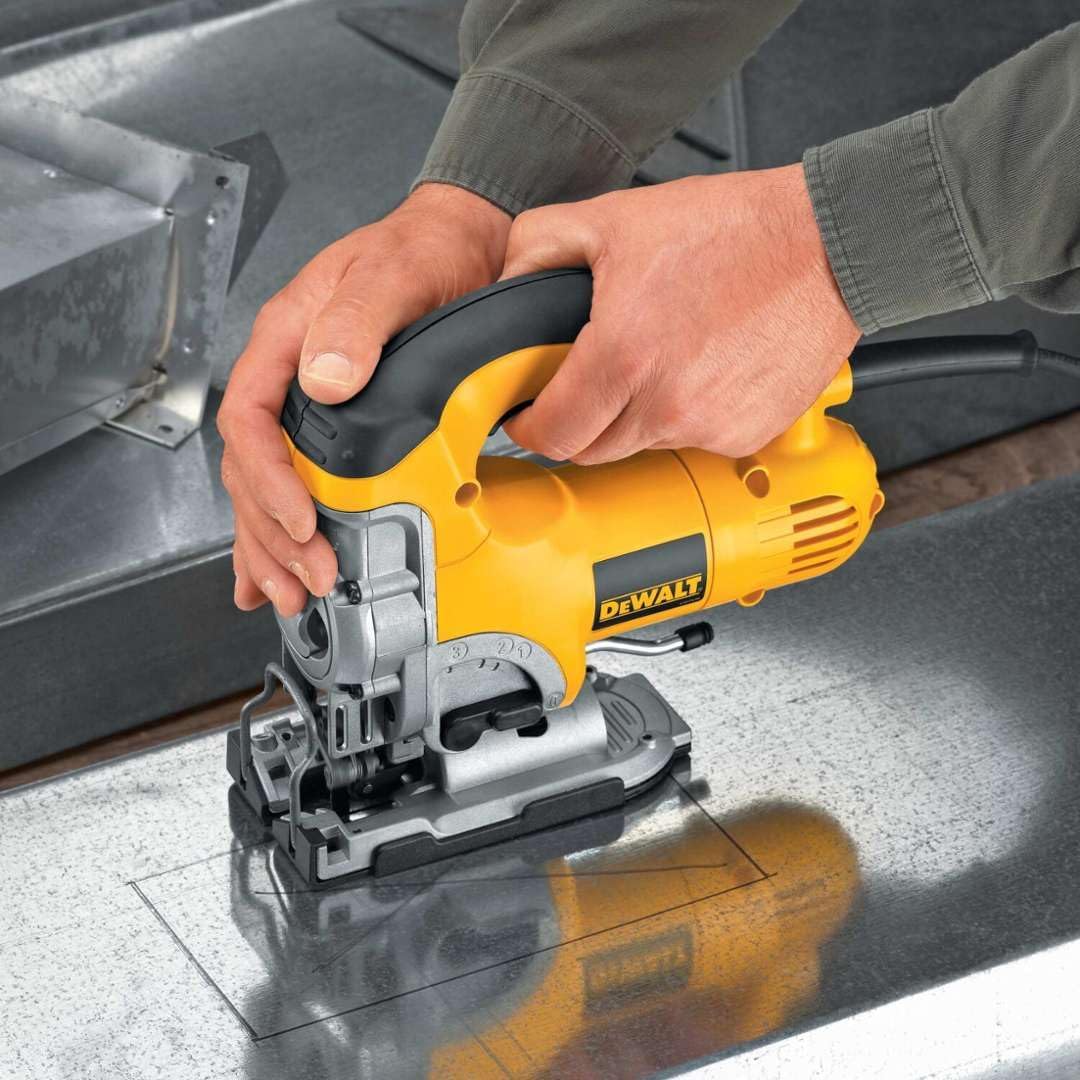 DeWalt DEWALT DW331K 701W wytrzymała wyrzynarka górna 230 V, żółta