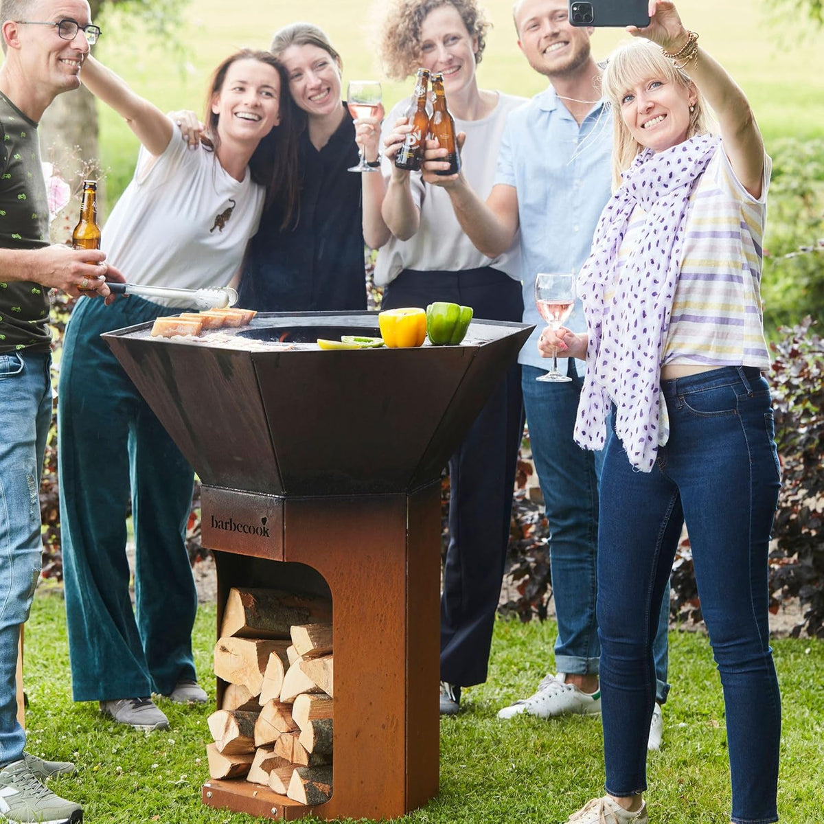 Barbecue brasero Barbecook Nestor Original, barbacoa de leña para exteriores con plancha de acero corten, 92x92x101 cm