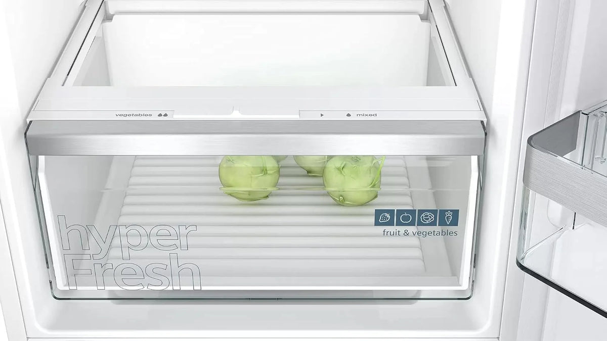 Siemens KI86VVSE0 iQ300 lodówko-zamrażarka do zabudowy/E / 229 kWh/rok / 183 l/hyperFresh system świeżości/lowFrost/oświetlenie wewnętrzne LED/bigbox/drzwi holowane