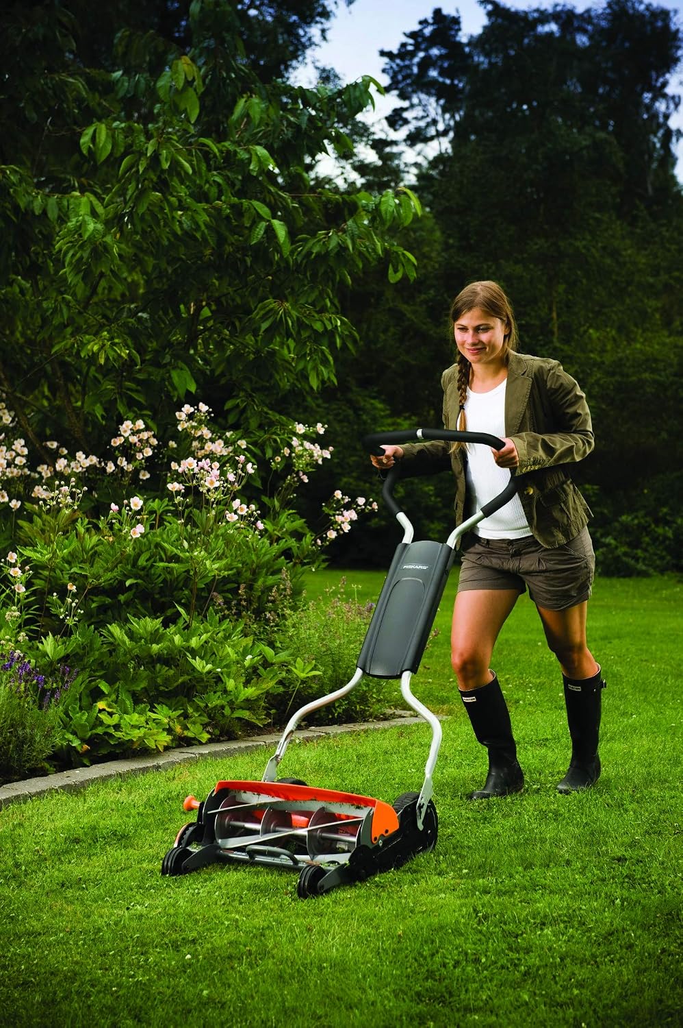 Fiskars Kosiarka bębnowa, kosiarka z bezdotykowym systemem tnącym, szerokość koszenia: 46 cm, StaySharp Max, czarny/pomarańczowy/srebrny, 1000591